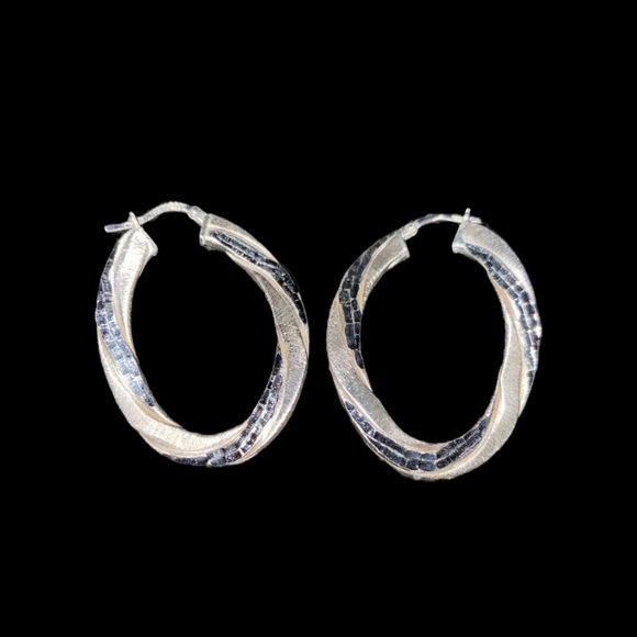 European Jewellrey Jewelry - NWT 925 Sterling Earrings.